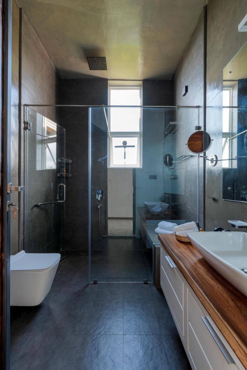 Hikka Hill Loft Apartment Hikkaduwa Bagian luar foto