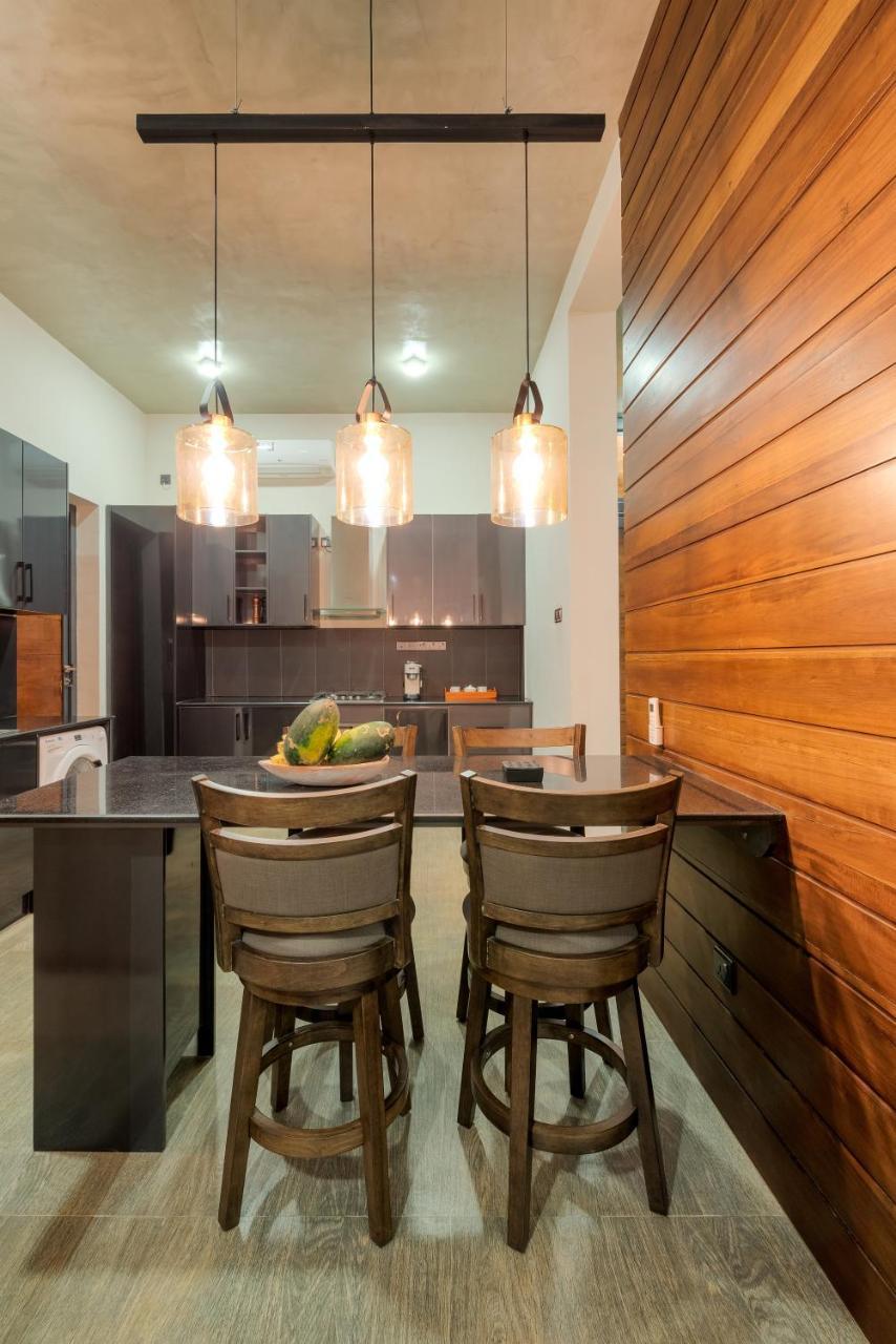 Hikka Hill Loft Apartment Hikkaduwa Bagian luar foto