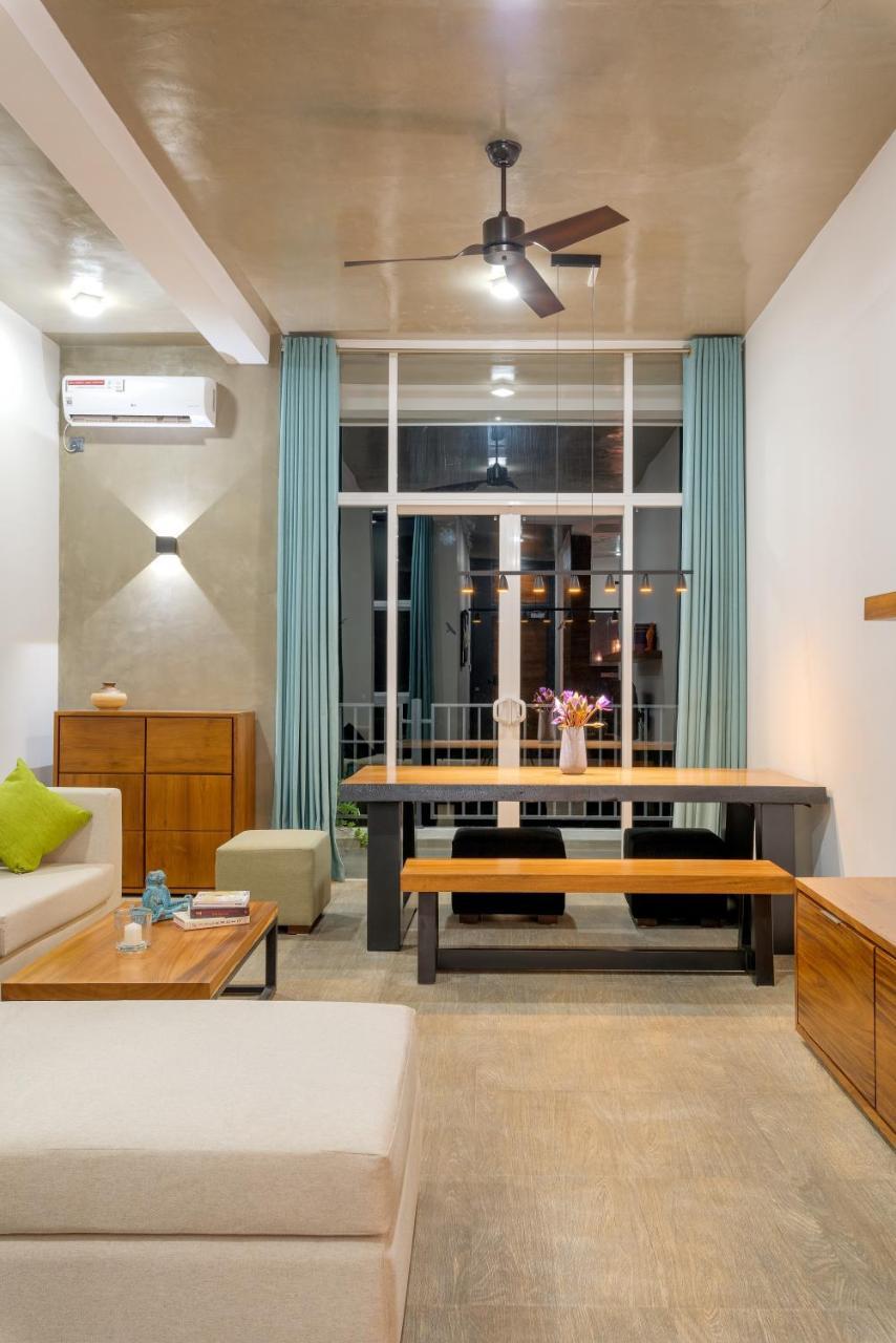 Hikka Hill Loft Apartment Hikkaduwa Bagian luar foto