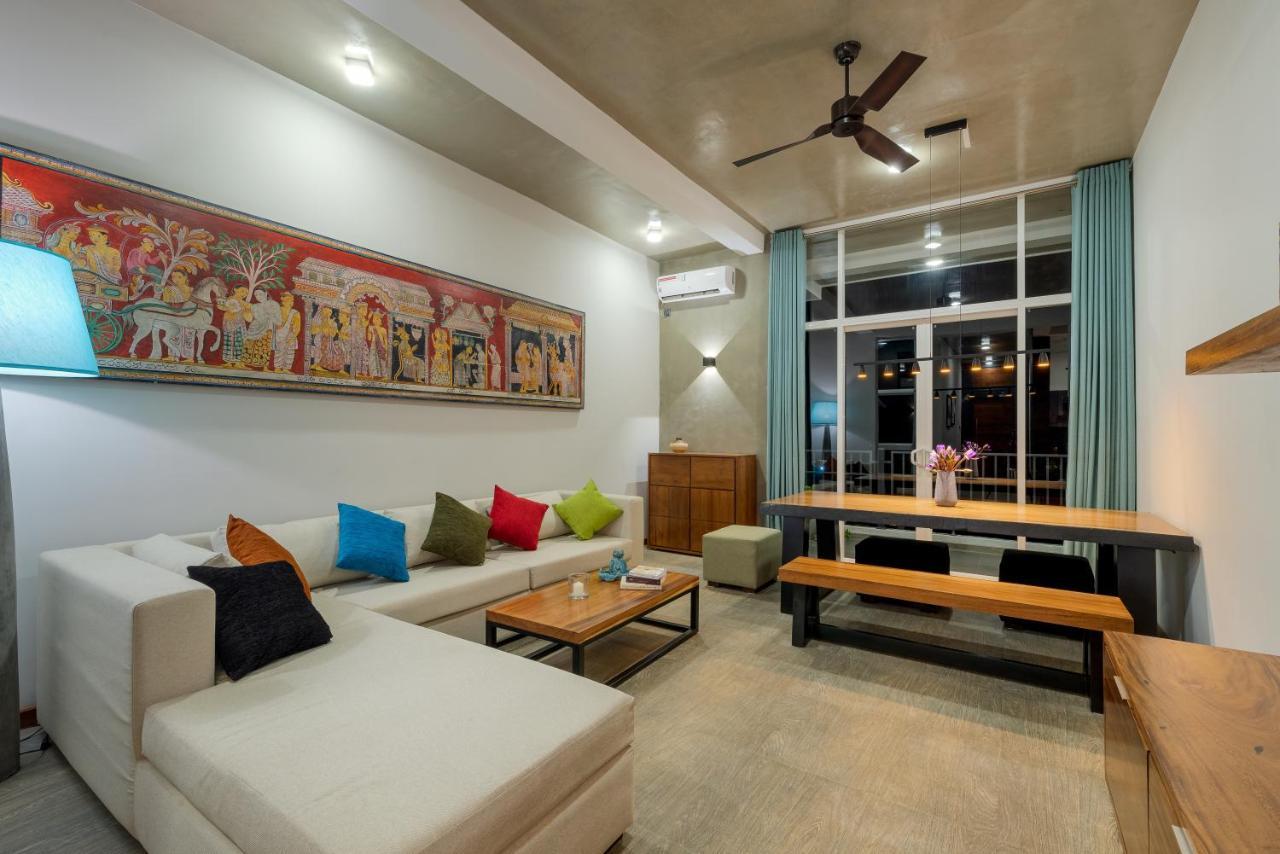 Hikka Hill Loft Apartment Hikkaduwa Bagian luar foto
